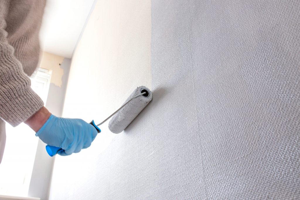 How to prepare your walls for residential painters
